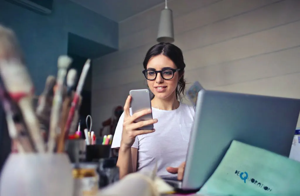 Indeed cubre todas las obligaciones fiscales y realizamos todos los impuestos que los Autónomos